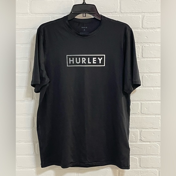 Men’s Hurley rash guard size M - Picture 1 of 3